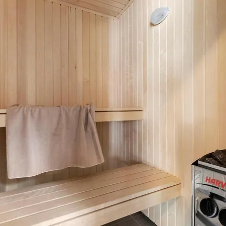 Pet Friendly In With Sauna Vakantiehuis Glesborg